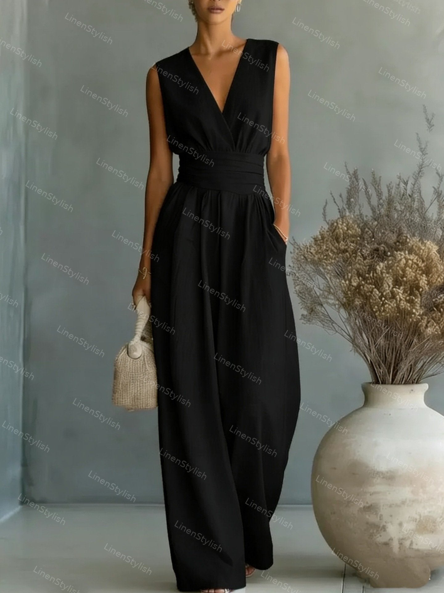 Elegant Sleeveless Waist V-neck Jumpsuit
